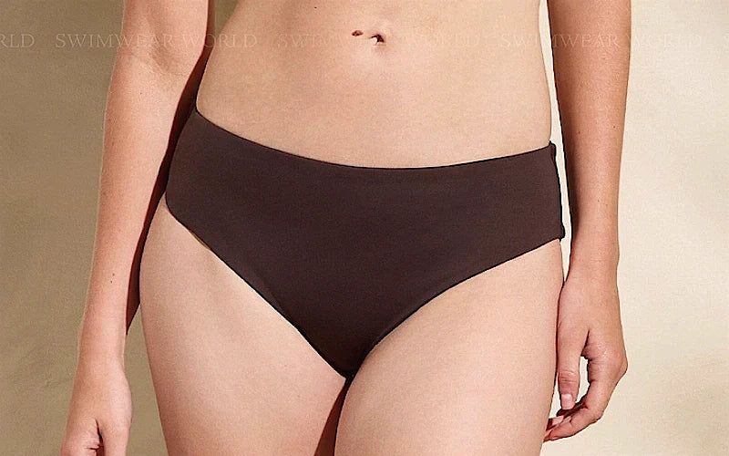 Neela-Elle Bikini