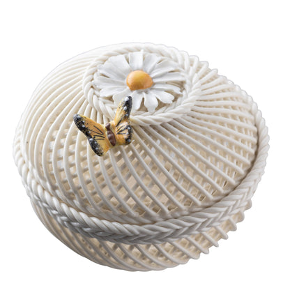 Belleek April Daisy Basket