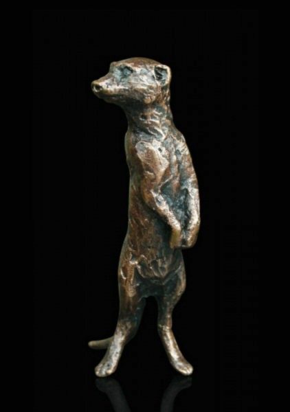 Butler & Peach Meerkat Standing