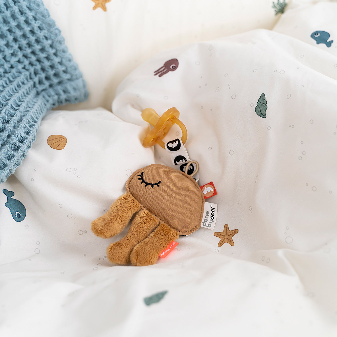 Done by Deer Jelly Cosy Dummy Keeper