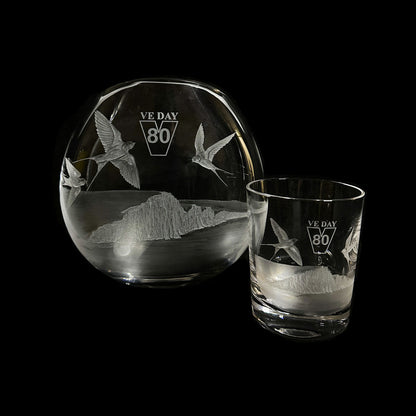Dartington VE Day 80th White Cliffs Of Dover Vase - Hand Etched