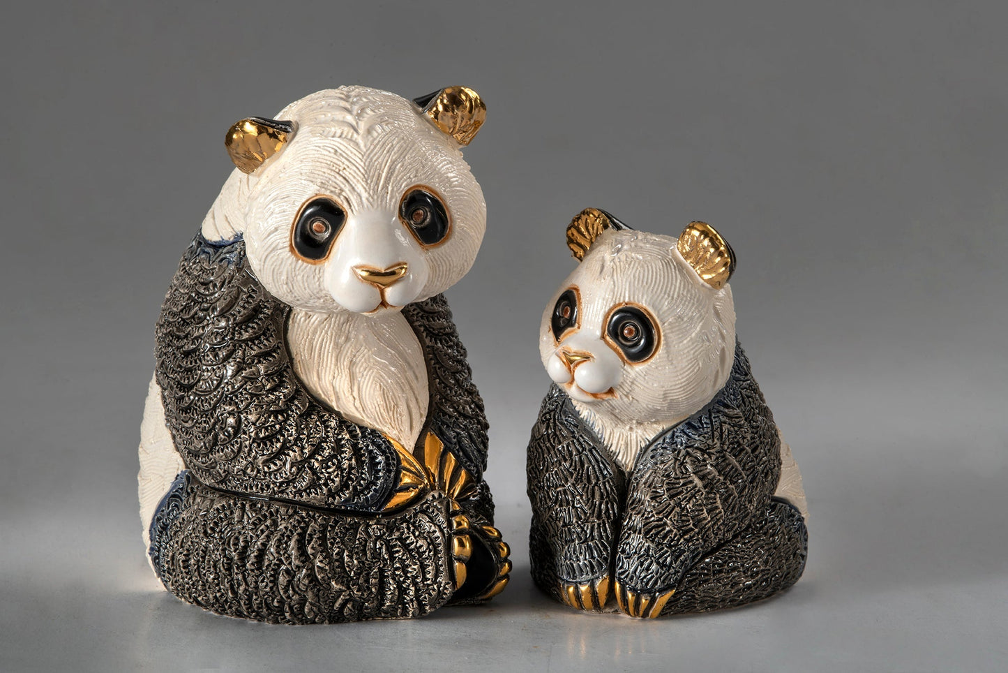 De Rosa Panda Sitting