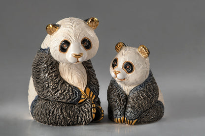De Rosa Panda Sitting