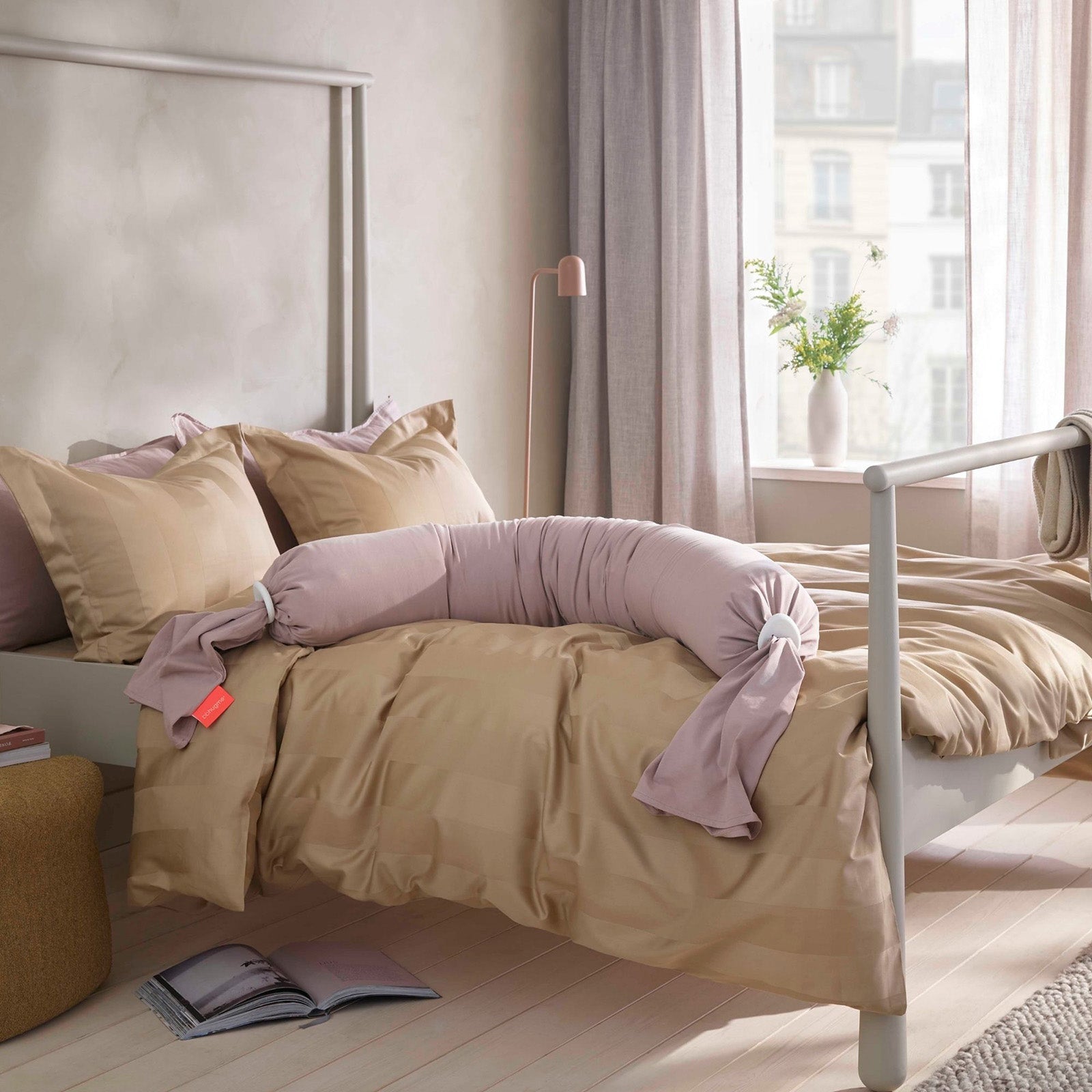 bbhugme Pregnancy Pillow - Dusty Pink
