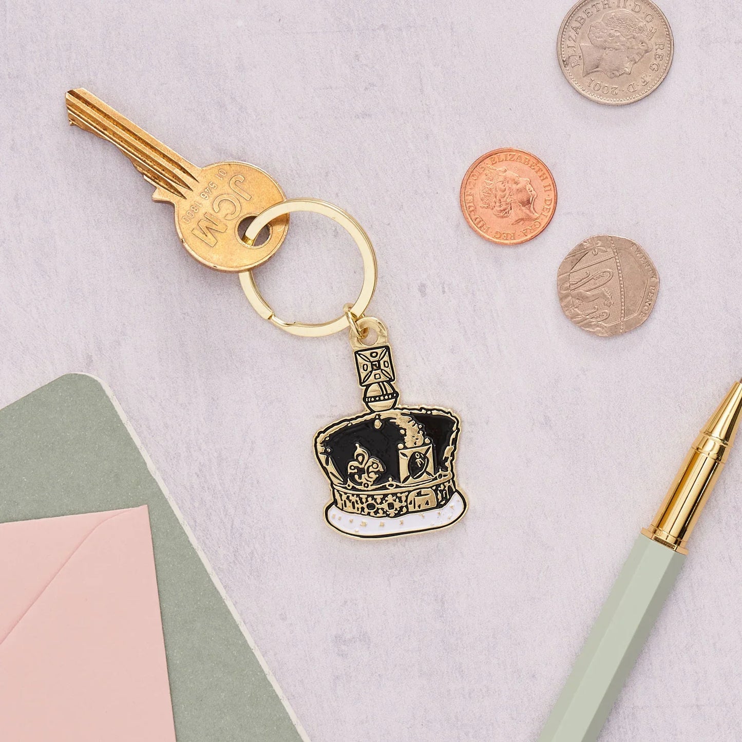 Victoria Eggs Crown Keyring