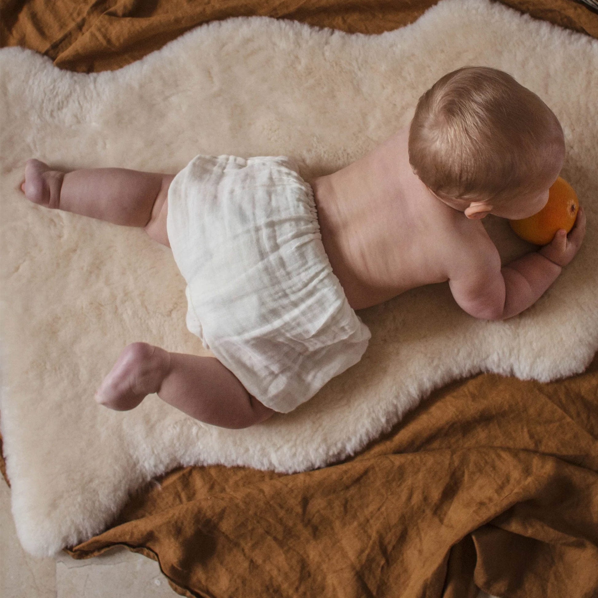 BINIBAMBA Sheepskin Wriggle Playmat