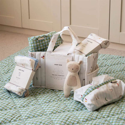 Avery Row Essentials New Baby Gift Set - Little Farm
