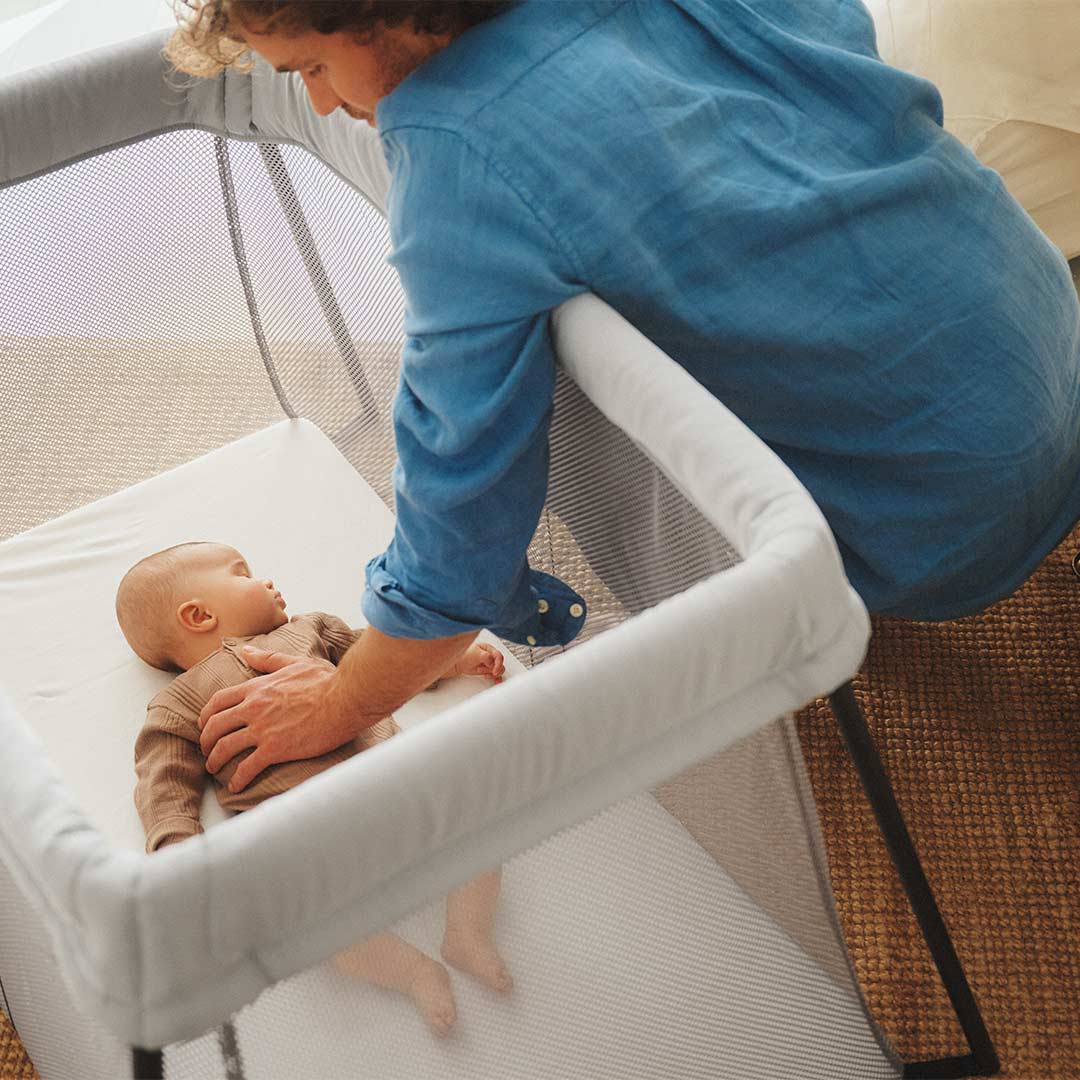 BabyBjorn Travel Cot Light - Silver