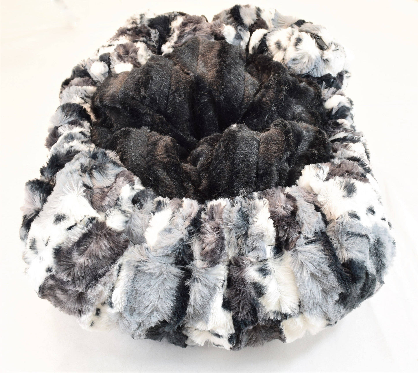 Exotic Fur Black & Black Mink Travel Bed/Blanket: Medium