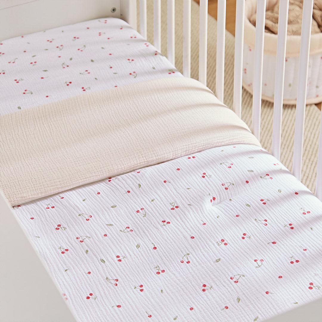 CuddleCo Cot Bed Quilt - Ditsy Cherry