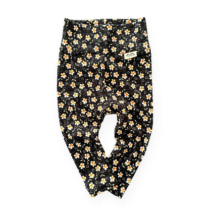 Dainty Floral Black Ribbed Lounge Set