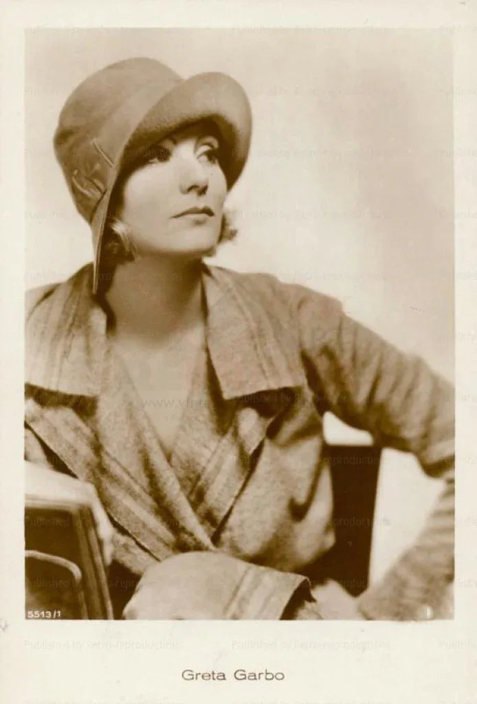 Greta Garbo - VINTAGEARTREPRINTS.COM