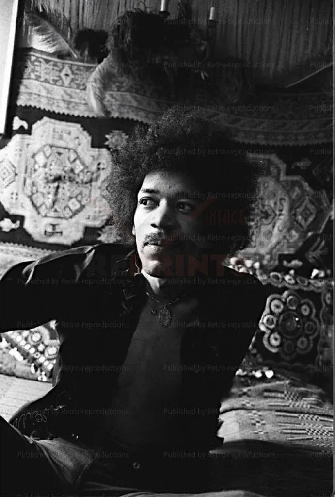 Jimi Hendrix - VINTAGEARTREPRINTS.COM