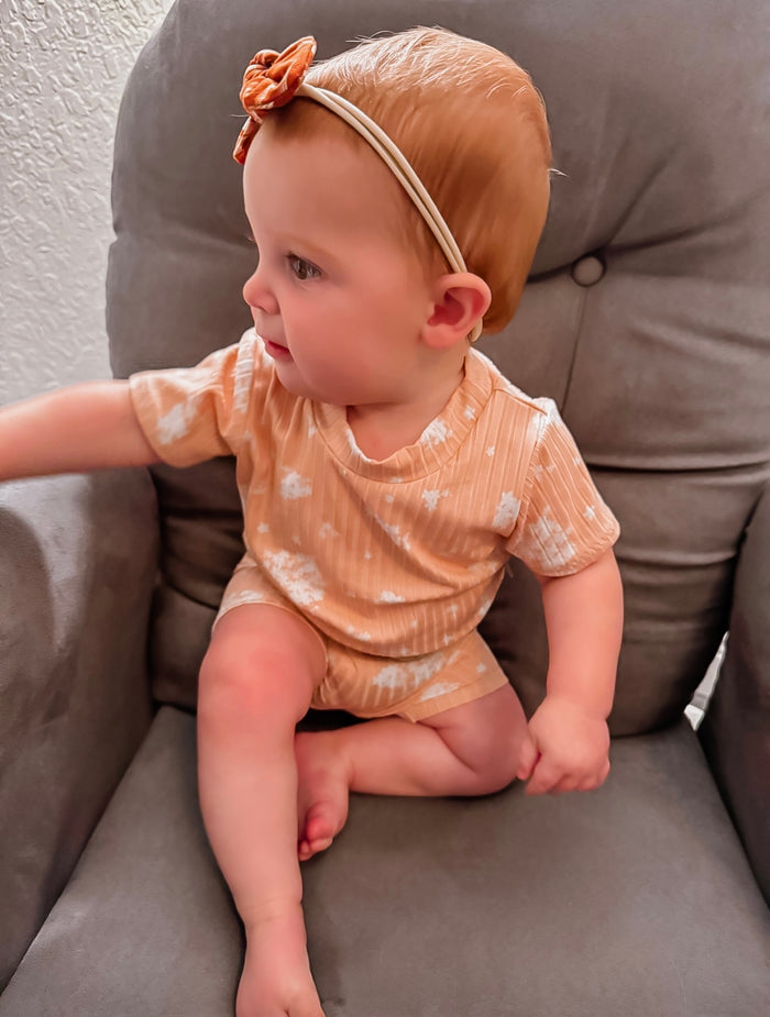 Minimal Floral Blush Ribbed Summer Lounge Top