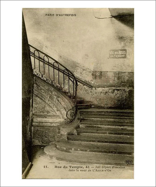 Old building 41 rue du Temple Paris - VINTAGEARTREPRINTS.COM