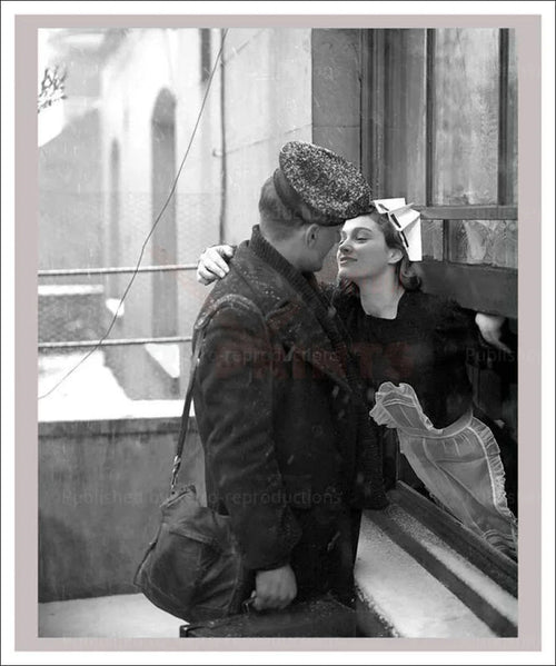 Romance in a Window Frame - VINTAGEARTREPRINTS.COM
