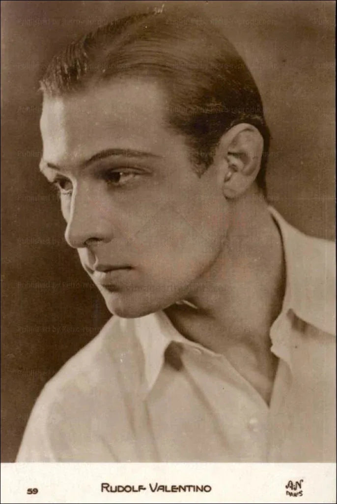 Rudolph Valentino, portrait - VINTAGEARTREPRINTS.COM