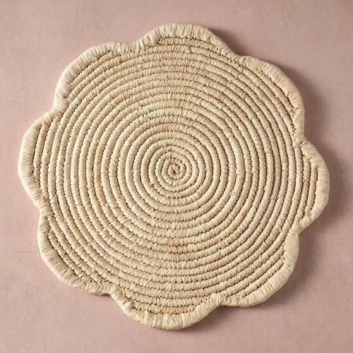 Seba Scalloped Palm Leaf Charger (*Local Pickup/Local Delivery Only)