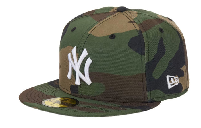 Supreme New York Yankees New Era Fitted Cap Camo